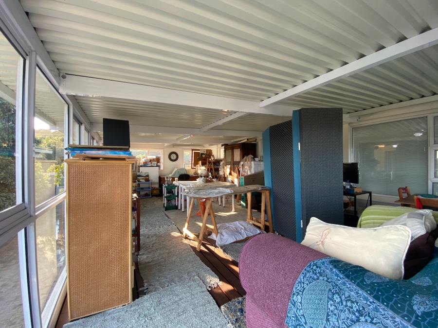 5 Bedroom Property for Sale in Cintsa East Eastern Cape